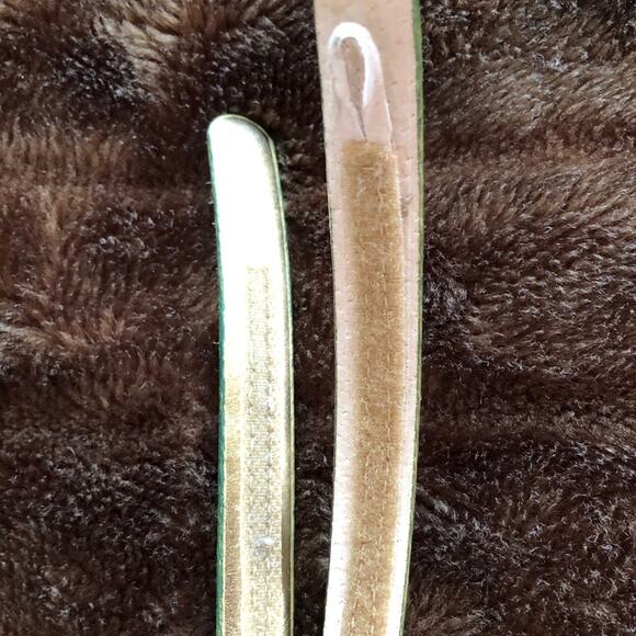 Tanner Gold Italian Leather Hook & Loop Belt - Picture 3 of 4